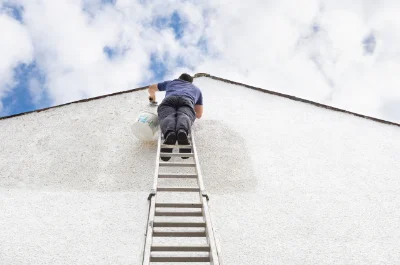Peinture extérieure à la Fermeté — façades et ravalement